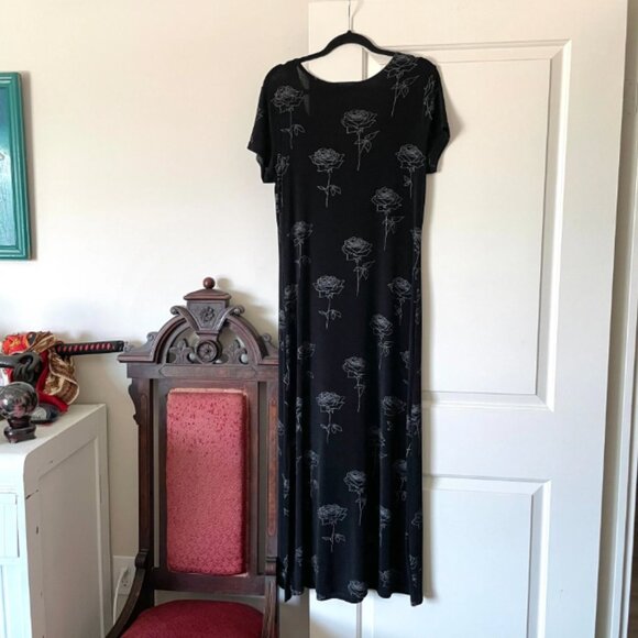90s Lightweight Black/White Rose Maxi Dress - Picture 4 of 4